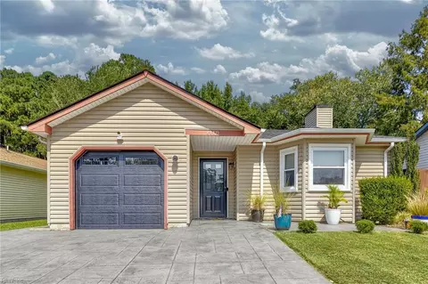 1118 Eaglewood Dr, Virginia Beach, VA 23454