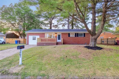 3905 Starboard Rd, Chesapeake, VA 23321
