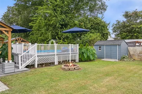 Exterior - 208 S Curry St, Hampton, VA 23663 photo 19 of 19