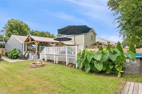 Exterior - 208 S Curry St, Hampton, VA 23663 photo 18 of 19