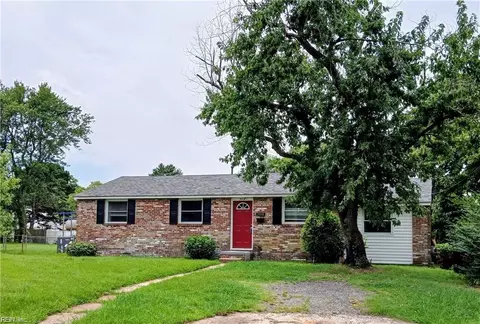 2000 Scollin Cir, Hampton, VA 23663