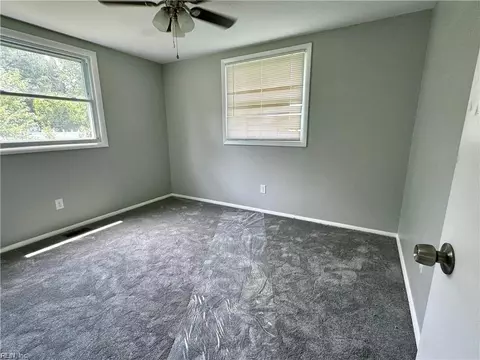 2000 Scollin Cir, Hampton, VA 23663 photo 22