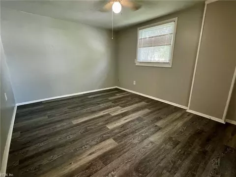 2000 Scollin Cir, Hampton, VA 23663 photo 23