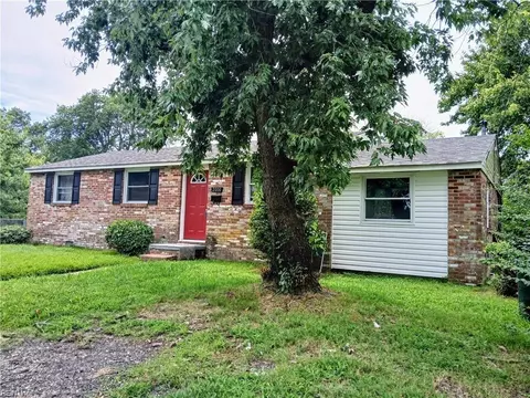 2000 Scollin Cir, Hampton, VA 23663 photo 6