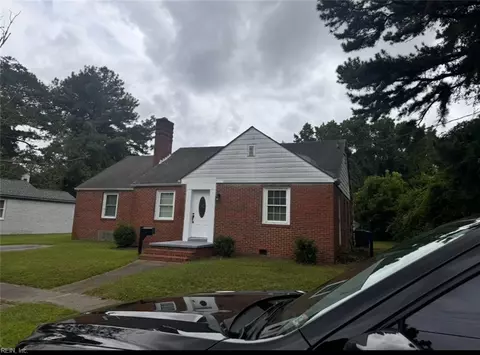 105 Earl Ct, Suffolk, VA 23434