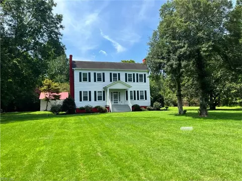 2149 Cedar Rd, Chesapeake, VA 23323