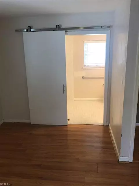1128 West Ave, Hampton, VA 23669 photo 24