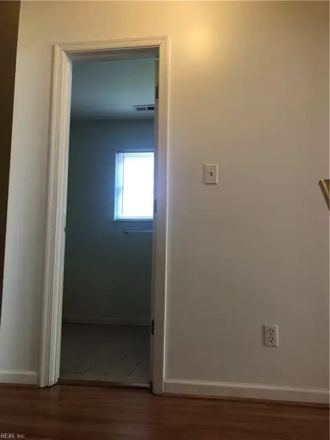 1128 West Ave, Hampton, VA 23669 photo 30