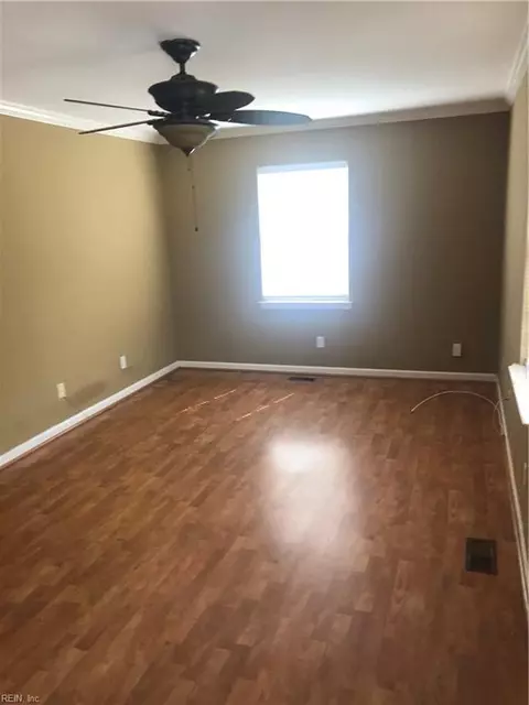 1128 West Ave, Hampton, VA 23669 photo 13