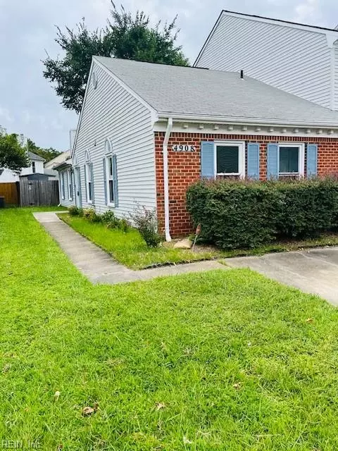 4908 Woods Edge Rd, Virginia Beach, VA 23462