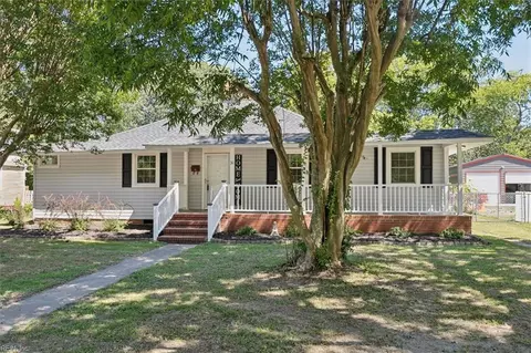 31 W Lamington Rd, Hampton, VA 23669