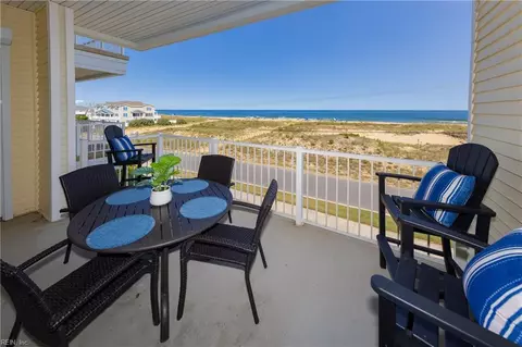 204 Sandbridge Rd #210, Virginia Beach, VA 23456