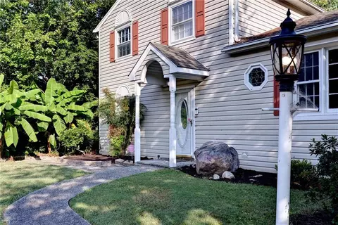 211 Chickamauga Pk Pike, Hampton, VA 23669 photo 3