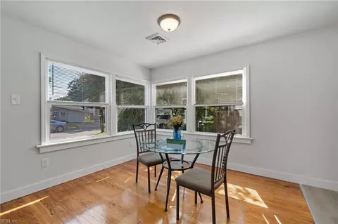 406 Macdonald Rd, Norfolk, VA 23505 photo 5