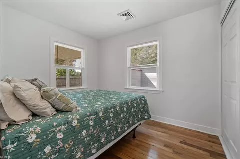 406 Macdonald Rd, Norfolk, VA 23505 photo 10