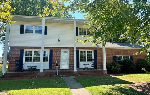 27 Harris Landing Rd, Hampton, VA 23669