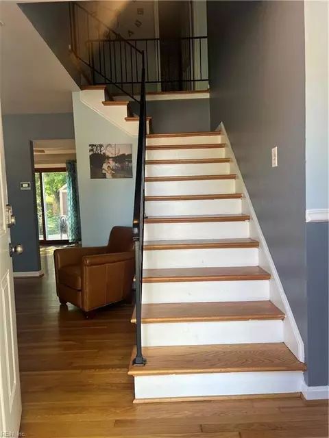 Entry Way - 27 Harris Landing Rd, Hampton, VA 23669 photo 1 of 3