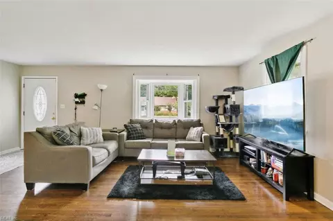 Living - 301 Cynthia Dr, Hampton, VA 23666 photo 1 of 2