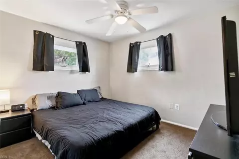 Bedroom - 301 Cynthia Dr, Hampton, VA 23666 photo 4 of 4