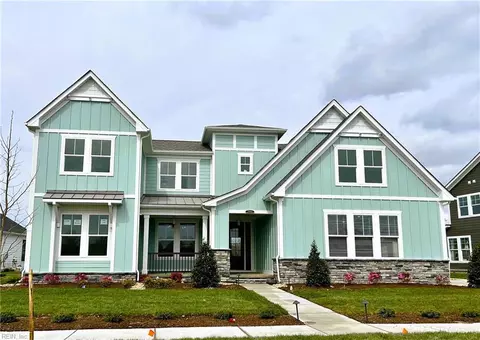 1825 Malvern Dr, Virginia Beach, VA 23456