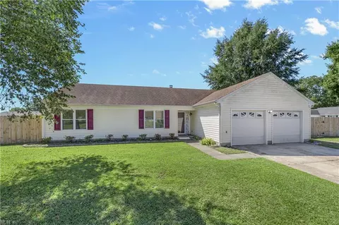 3061 Camelot Blvd, Chesapeake, VA 23323