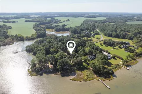 14278 Harbour Ln, Eastville, VA 23347