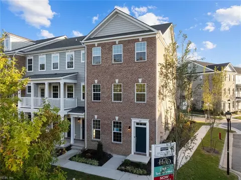 327 Freeman Dr, Hampton, VA 23666