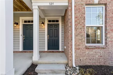 325 Freeman Dr, Hampton, VA 23666 photo 2