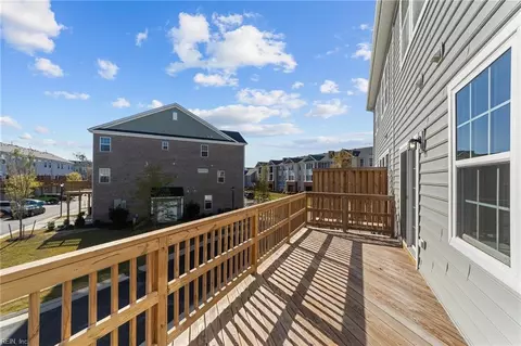321 Freeman Dr, Hampton, VA 23666 photo 17