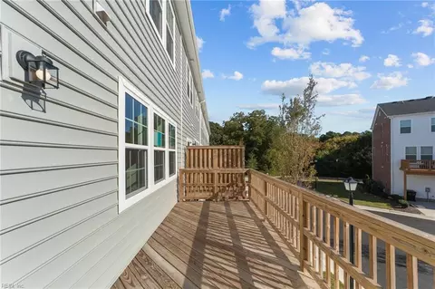 321 Freeman Dr, Hampton, VA 23666 photo 16