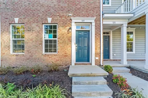 319 Freeman Dr, Hampton, VA 23666 photo 3