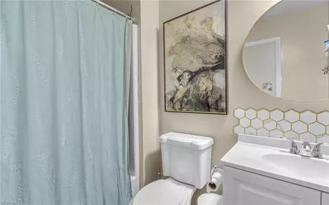Bath - 131 Eberly Ter, Hampton, VA 23669 photo 2 of 2