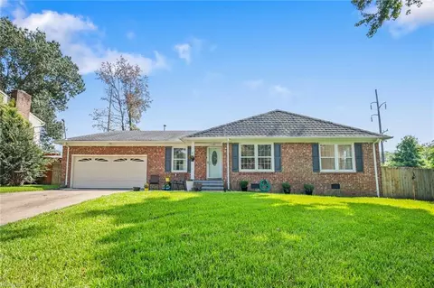 1667 Meredith Rd, Virginia Beach, VA 23455