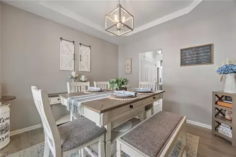 Dining - 4260 White Cap Crst, Chesapeake, VA 23321 photo 3 of 4