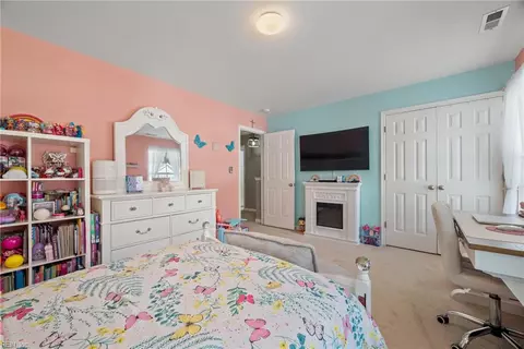Bedroom - 4260 White Cap Crst, Chesapeake, VA 23321 photo 6 of 8