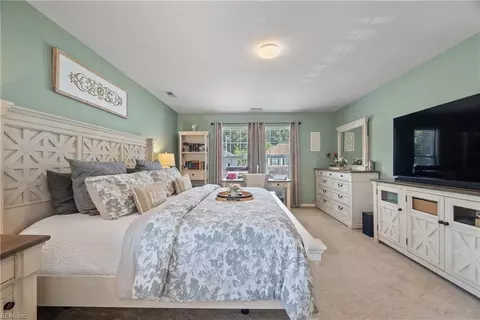 Bedroom - 4260 White Cap Crst, Chesapeake, VA 23321 photo 2 of 8