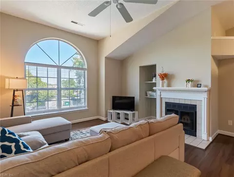 414 Delaware Ave #319, Norfolk, VA 23508