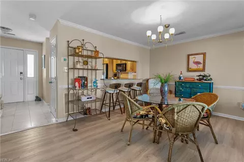 111 Scotts Pt, Hampton, VA 23663 photo 15