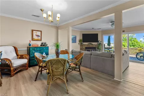 111 Scotts Pt, Hampton, VA 23663 photo 13