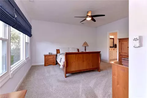 Bedroom - 114 Mainsail Dr, Hampton, VA 23664 photo 1 of 4