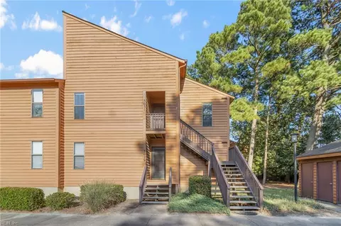 3031 Cape Henry Ct, Virginia Beach, VA 23451