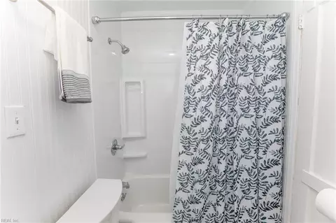 22 Baxter St, Hampton, VA 23669 photo 6