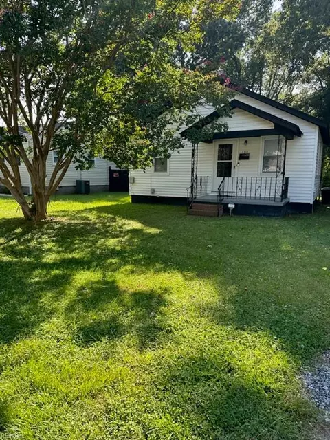 3219 Humboldt St, Norfolk, VA 23513