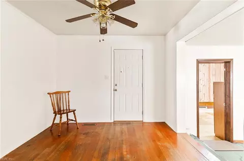120 Lynnhaven Dr, Hampton, VA 23666 photo 20