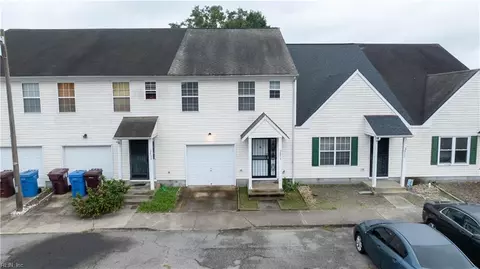 2835 Eric Ct, Chesapeake, VA 23323