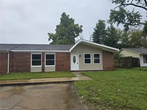 2908 Peppercorn Ct, Virginia Beach, VA 23453