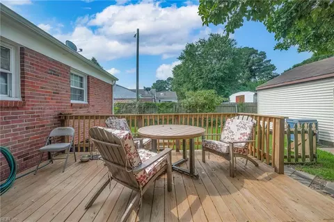 5409 Silbert Rd, Norfolk, VA 23509