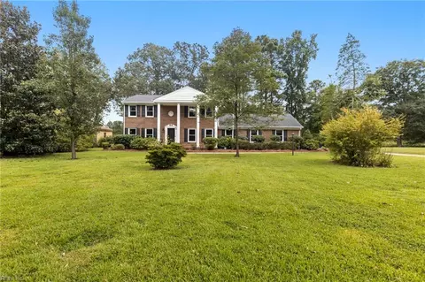 1868 S Ames Cir, Chesapeake, VA 23321