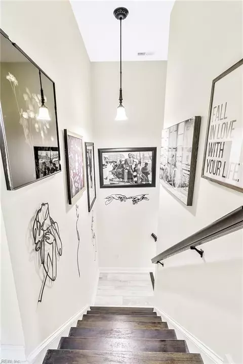Entry Way - 8319 Orcutt Ave, Hampton, VA 23605 photo 4 of 5