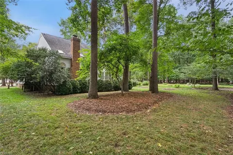 14 Riding Path, Hampton, VA 23669 photo 5